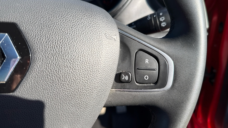 Renault Captur 1.5 dCi 90 Iconic 5dr EDC Diesel Hatchback